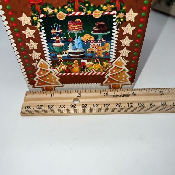 Set of Two Decorative Gift Boxes. - Picture 12 of 14